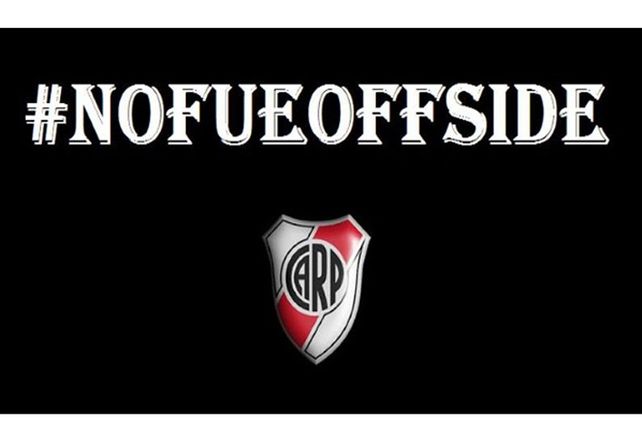 Los afiches del triunfo de River ante Boca en la semifinal de la Copa Sudamericana