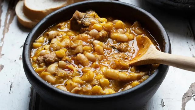1° de mayo: cómo preparar locro bueno, bonito y barato