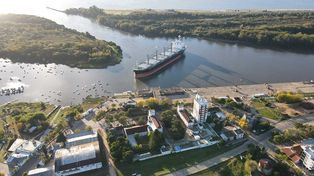 Nuevo embarque desde el puerto de Concepción del Uruguay