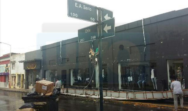 El temporal provocó anegamientos y destrozos en Paraná