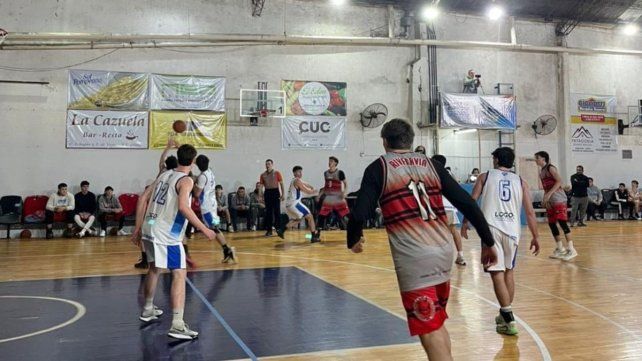 Liga Próximo: Rivadavia se llevó la prímera final contra República