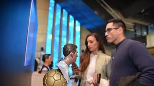 Se podrán ver cómo una impresora 3D crea una réplica de la copa del mundo.