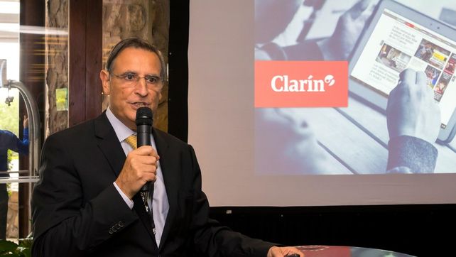 Apuesta. Héctor Aranda durante la asamblea de la SIP en Salta.