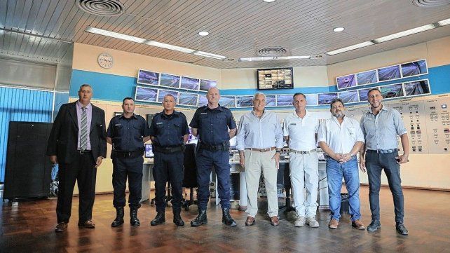 Autoridades del Túnel Subfluvial y de la Policía de Entre Ríos se reunieron para evaluar qué tecnología implementar en la Sala de Control del viaducto