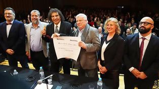 Alejandro Dolina recibió el doctorado Honoris Causa de UBA