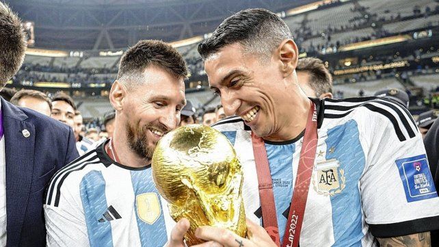 Los saludos de Lionel Messi y Ángel Di María a Rosario por los 300 años