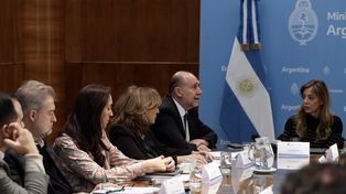 Perotti se reunió con Royón (Energía), entre otros funcionarios.