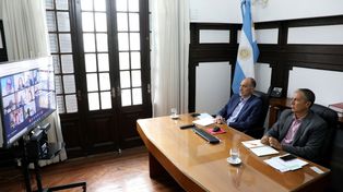 Sigue el paro y los docentes esperan una nueva propuesta salarial el lunes