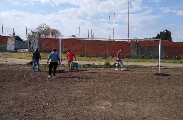 Instituto: aportan su grano de arena para crecer