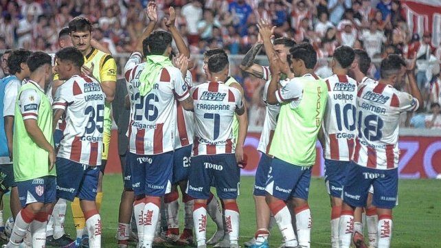 Unión venció a Banfield y se ilusiona con pelear la clasificación