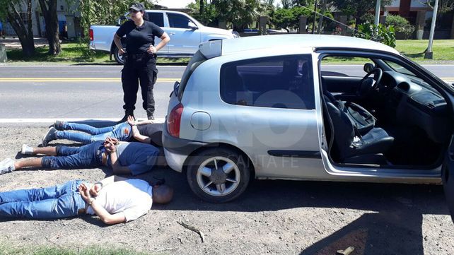 Cayeron tres delincuentes después del robo a una vivienda en la ciudad de Esperanza