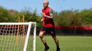 Carlos González se quedará en Rosario para estar a disposición para el inicio de Newells en el torneo Apertura.