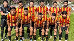 Regional Amateur: Atlético Paraná y Atlético Neuquén avanzaron de fase