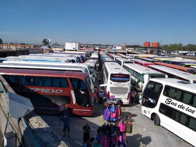 La Salada de Punta Mogote fue la primera que armó Castillo y es visitada por compradores del todo el país.