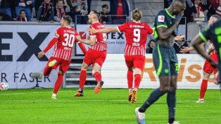 Friburgo alcanzó la zona de Champions a una fecha del final en Alemania