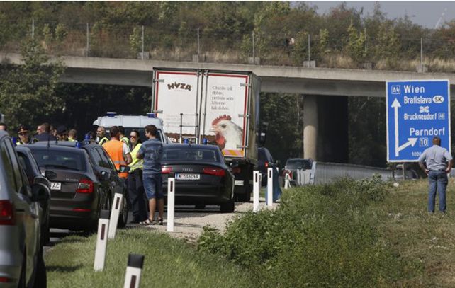 Es el segundo camión hallado con personas trasladadas en condiciones infrahumanas por rutas de Austria.