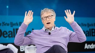 El fundador de Microsoft Bill Gates lanzó una predicción agorera sobre el futuro de la pandemia de Covid-19.