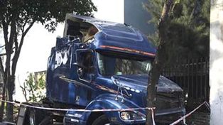 Buenos Aires: Un camionero ebrio pasó un semáforo en rojo y mató a un hombre y su hijo
