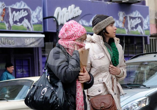 Vestimenta adecuada. Es uno de los pasos preventivos fundamentales para salir a la calle.