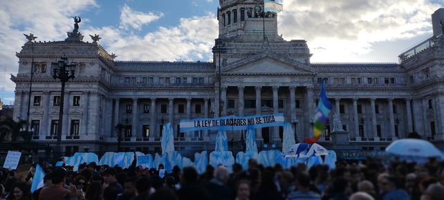 Una ciudadanía organizada frente al desmantelamiento de las políticas ambientales y climáticas