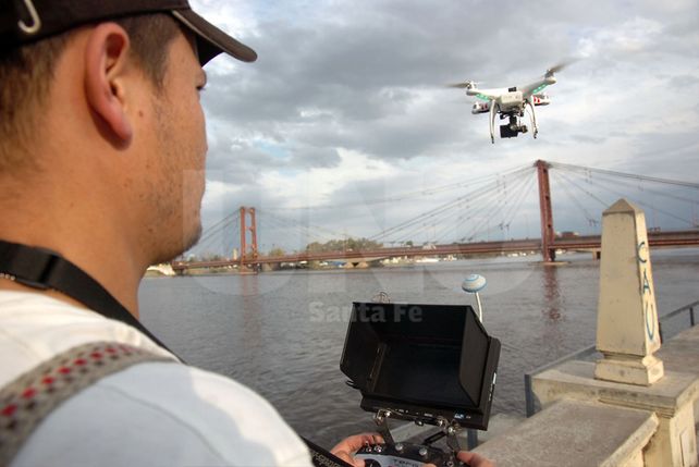 La pasión de volar con drones, un negocio que levantó vuelo en Santa Fe