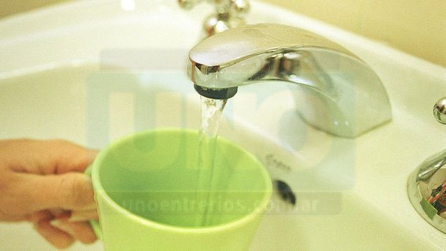 Olores nauseabundos: Sabbioni negó problemas en las cloacas y apuntó a las quemas