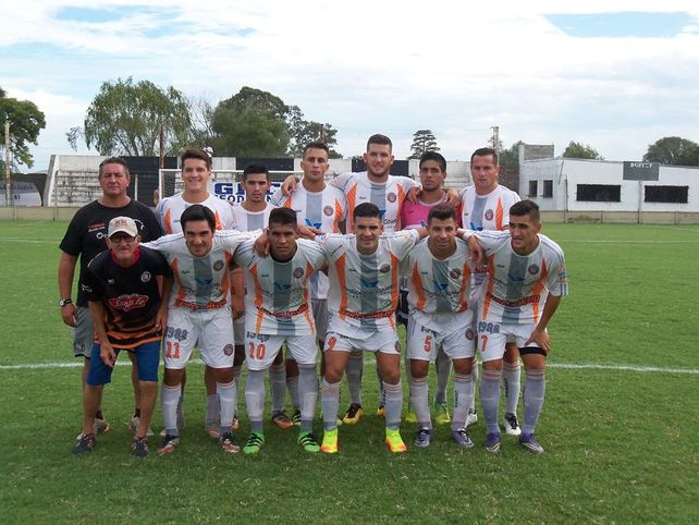 Cosmos fue invitado a jugar el Federal B