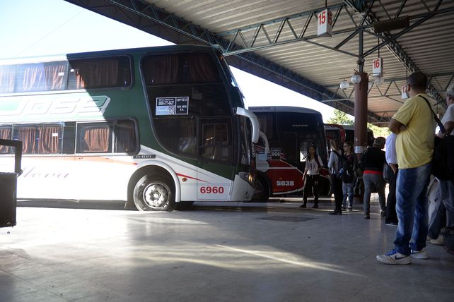Requisitos. Los beneficiarios deben gestionar al menos 48 horas antes el boleto.
