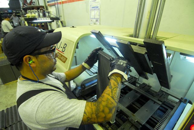 Bajó levemente el empleo registrado en el primer trimestre del año en la provincia