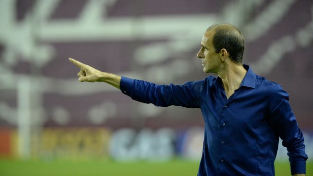 Leandro Somoza está convencido de que con la pretemporada el equipo mejorará considerablemente.