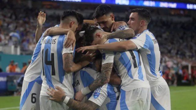 La selección argentina visitará a Ecuador en el Monumental Banco Pichincha por la última fecha de Eliminatorias