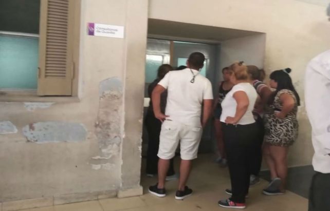 Una joven sufrió una paliza en manada en un boliche en el sur de Santa Fe y está grave