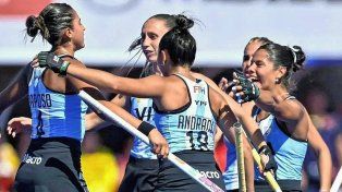 Las Leoncitas comenzaron con el pie derecho su participación en el Mundial juvenil.