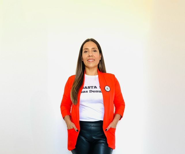 Andrea Guacci fund&oacute; el Frente de Mujeres Argentinas contra las Denuncias Falsas. Su esposo, Diego Guacci es el ex DT de la selecci&oacute;n feminina de f&uacute;tbol denunciado por acoso y abuso sexual por cinco jugadoras.