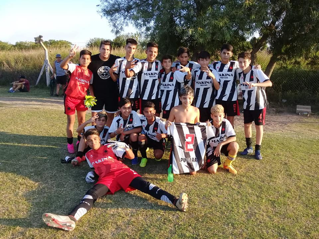 Deportivo Agua cerró con éxito el torneo de infantiles
