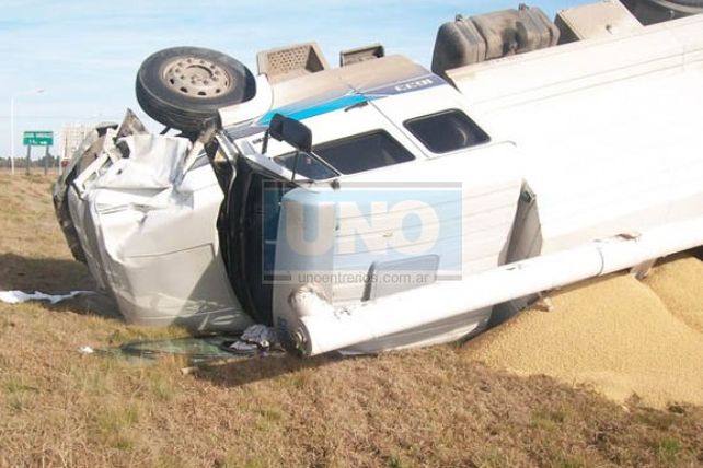 Un muerto en el acceso a Lucas González