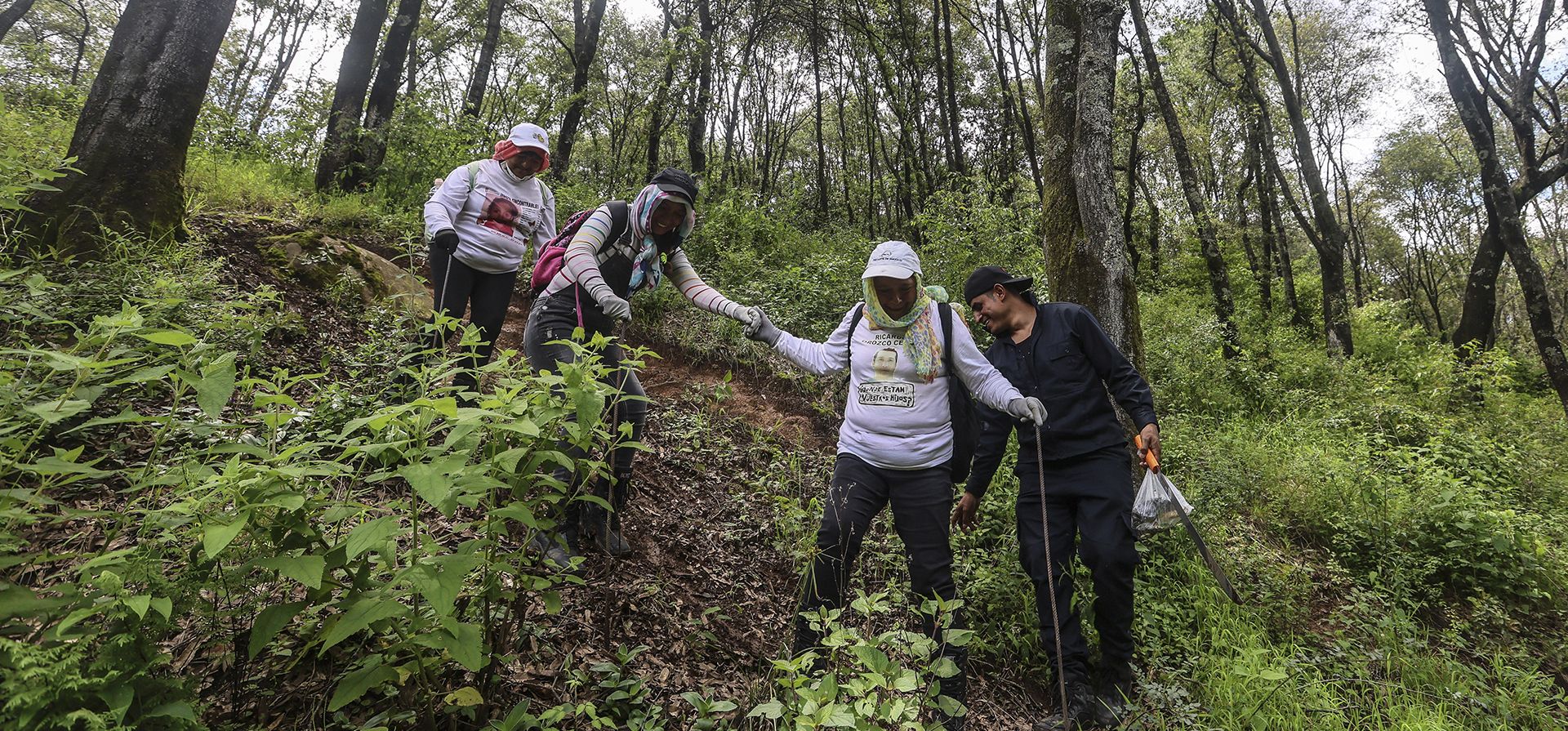 Miembros del colectivo de búsqueda Miembros del colectivo de búsqueda