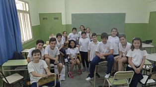 El taller donde los chicos disfrutan de la matemática como si fuera un recreo