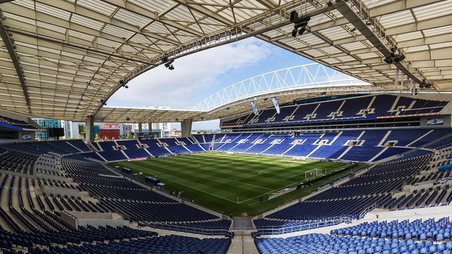 Los hinchas de City y Chelsea solo podrían estar 24 horas en Portugal