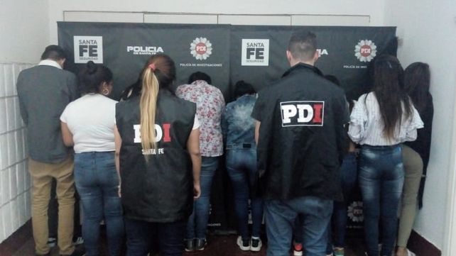 En la comisaría. El grupo de delincuentes