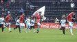 La defensa de Colón, ya con tres técnicos, no hace pie esta temporada