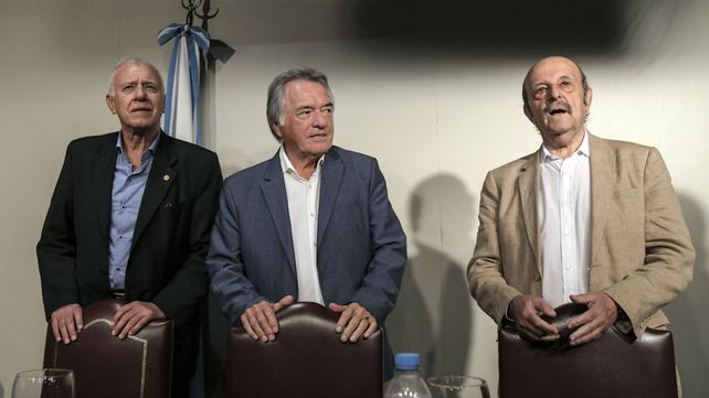 interventores. Carlos Campolongo