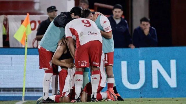 Huracán ganó y sueña con la Liga Profesional.
