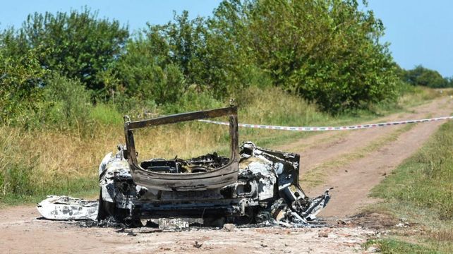 Los restos del Audi TT en el que llegaron a la fiesta de casamiento Iván Giménez