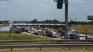 Mal momento. Los conductores que volvían a la ciudad el domingo por la tarde se toparon con una situación tensa y sorpresiva antes de llegar al Casino
