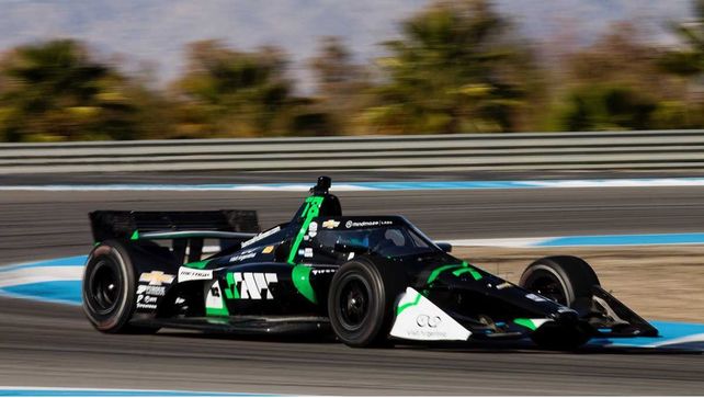 A full en los ensayos conjuntos. El Titán fue 21º sobre 27 autos.