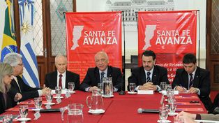 El gobernador Bonfatti recibió a funcionarios de Brasil y Uruguay
