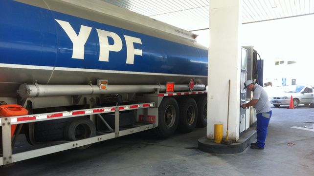 YPF aumentó las naftas 3