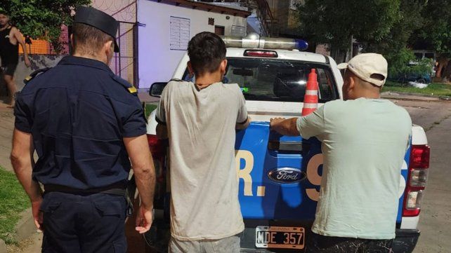 Personal de Rodos y hurtos identificó a varias personas por delitos en flagrancia en Paraná. Llevaban como botín