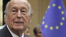 Giscard fue un gran precursor de la Unión Europea, en la que creía profundamente. Giscard fue un gran precursor de la Unión Europea, en la que creía profundamente.